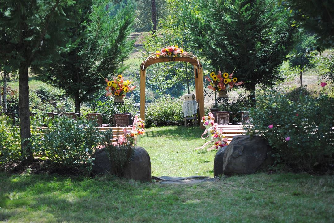 Rebers Riverside, LLC - Yamhill, OR - Wedding Venue