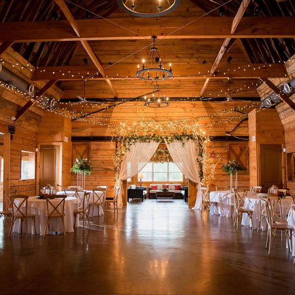 9 Oaks Farm - Monroe, GA - Wedding Venue