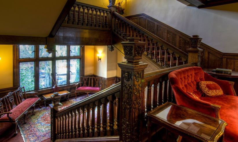 Shafer Baillie Mansion Bed & Breakfast - Seattle, WA - Wedding Venue