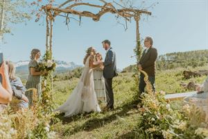 Mountainesque Weddings
