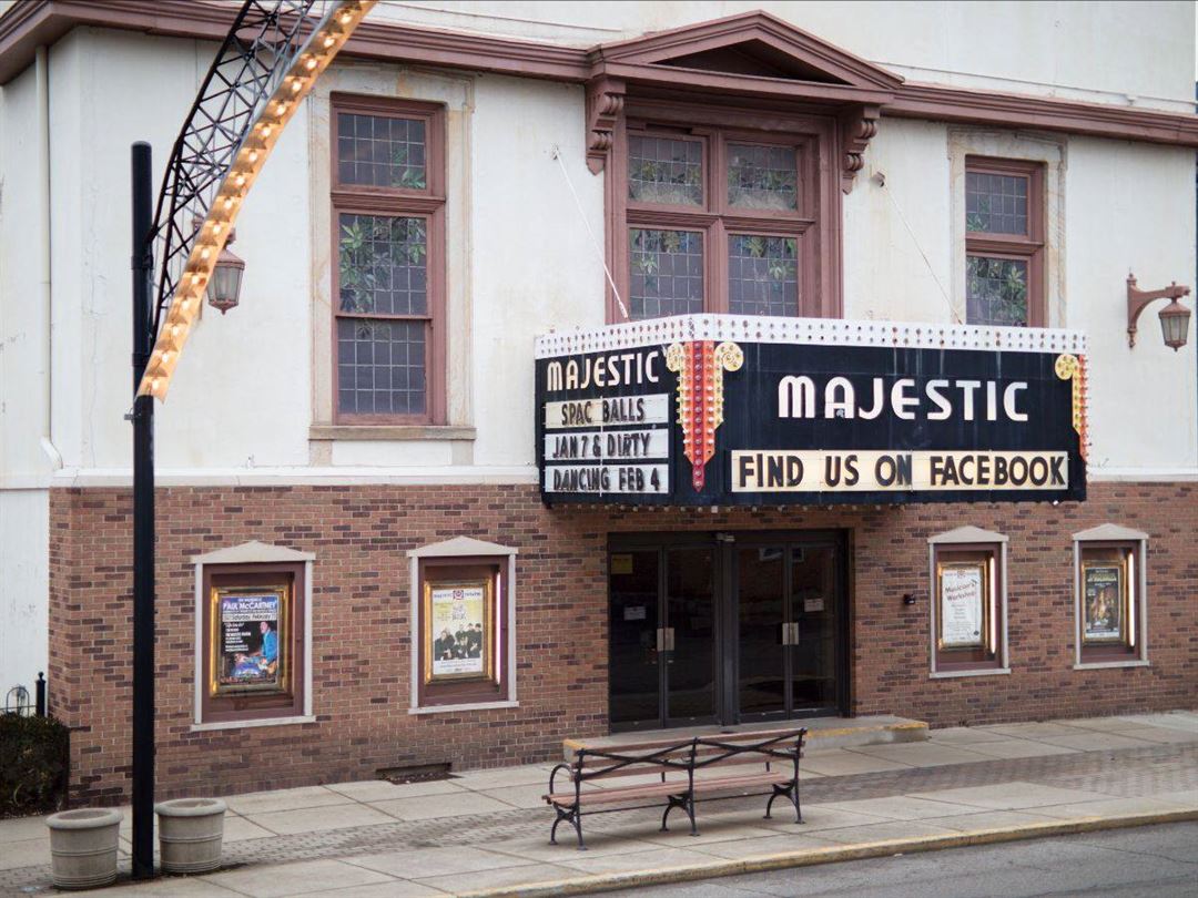 Majestic Theatre - Chillicothe, OH - Wedding Venue