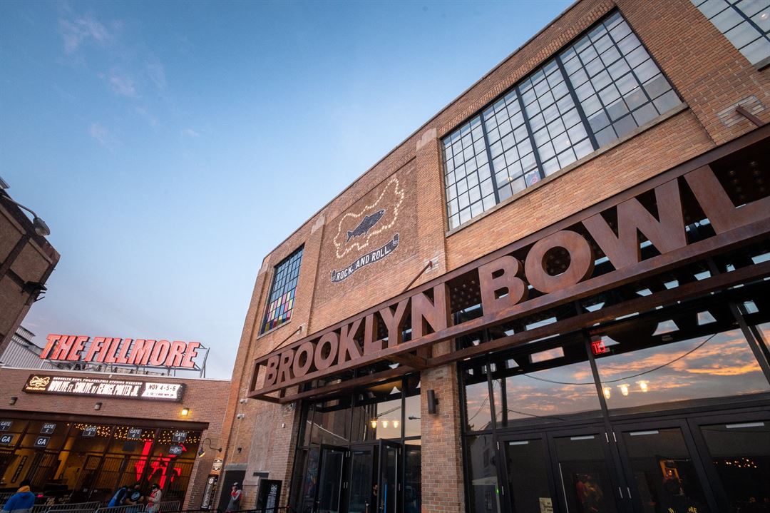 brooklyn-bowl-philadelphia-philadelphia-pa-party-venue