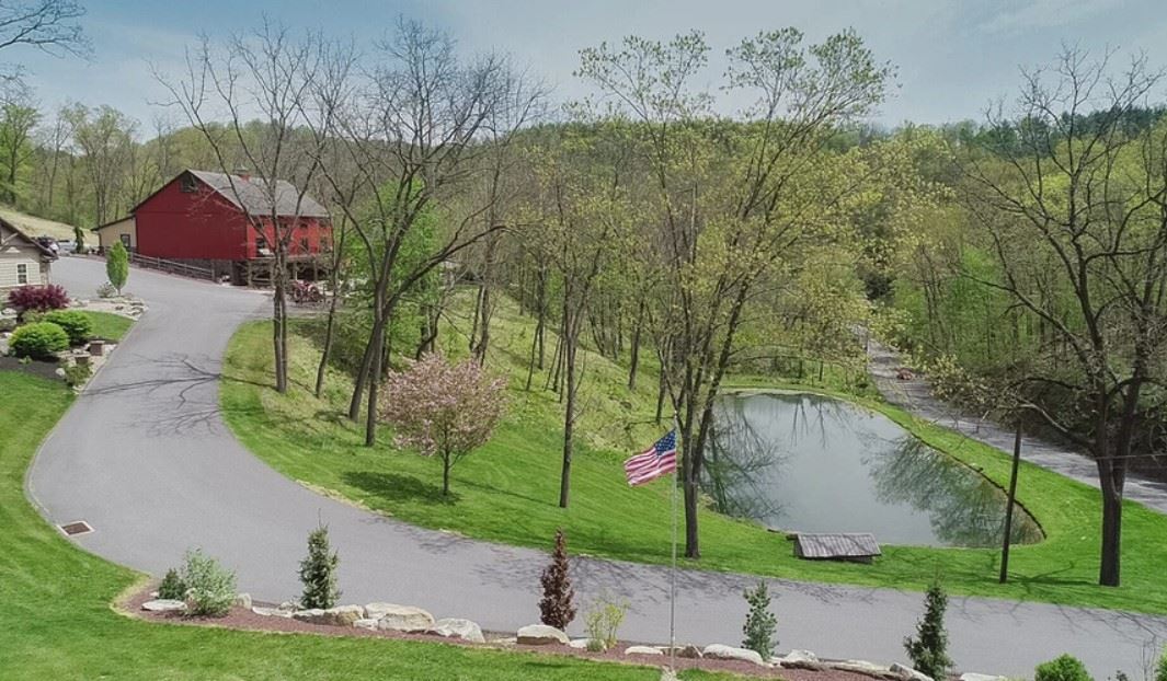 Lotus Springs Farm New Tripoli, PA Wedding Venue