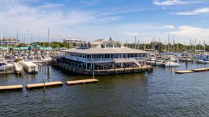 Riverhouse Waterfront Restaurant