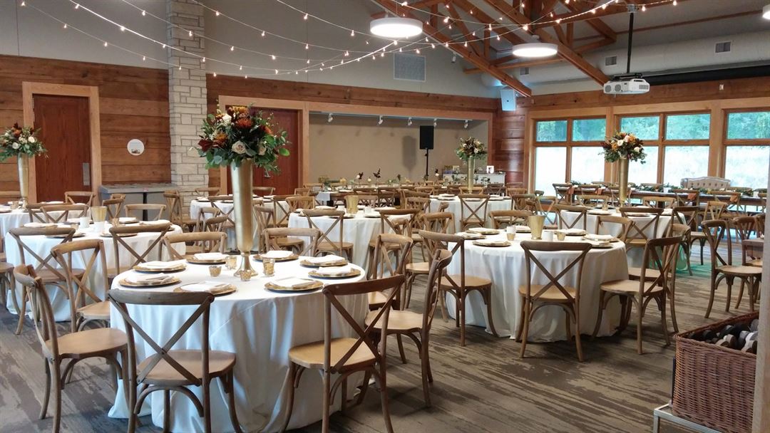 Indian Creek Nature Center - Cedar Rapids, Ia - Wedding Venue