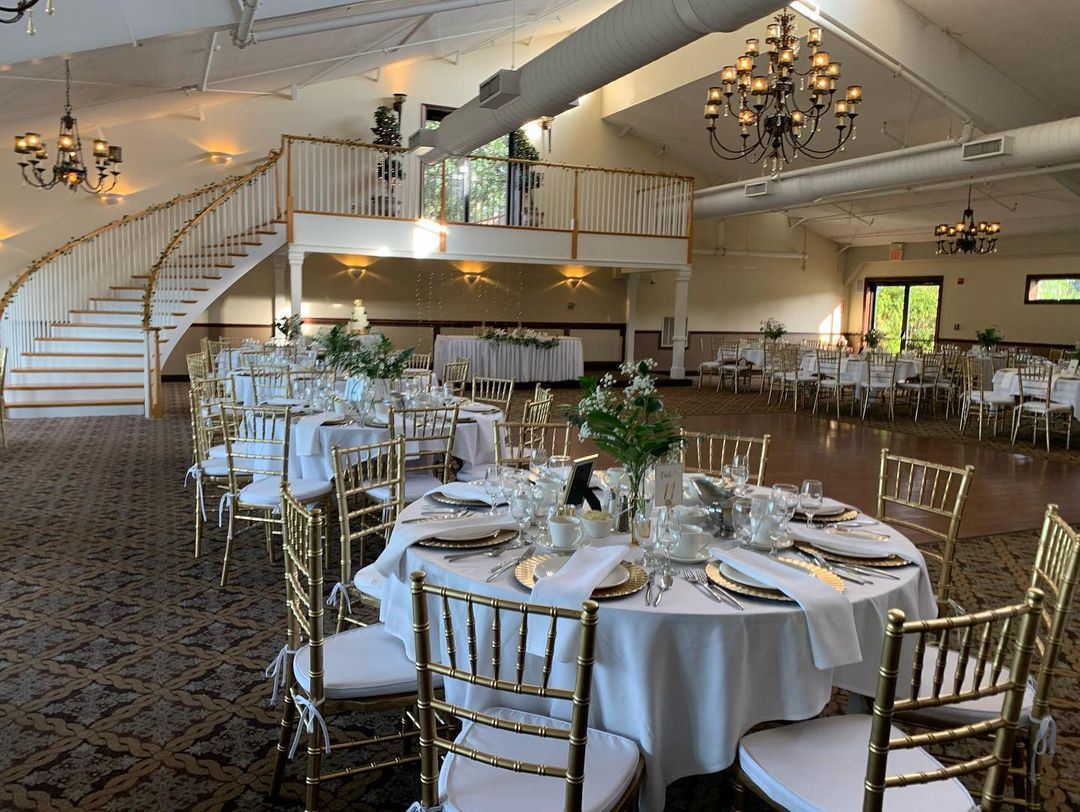 Cranston Country Club Cranston RI Wedding Venue   3370808 Lg 