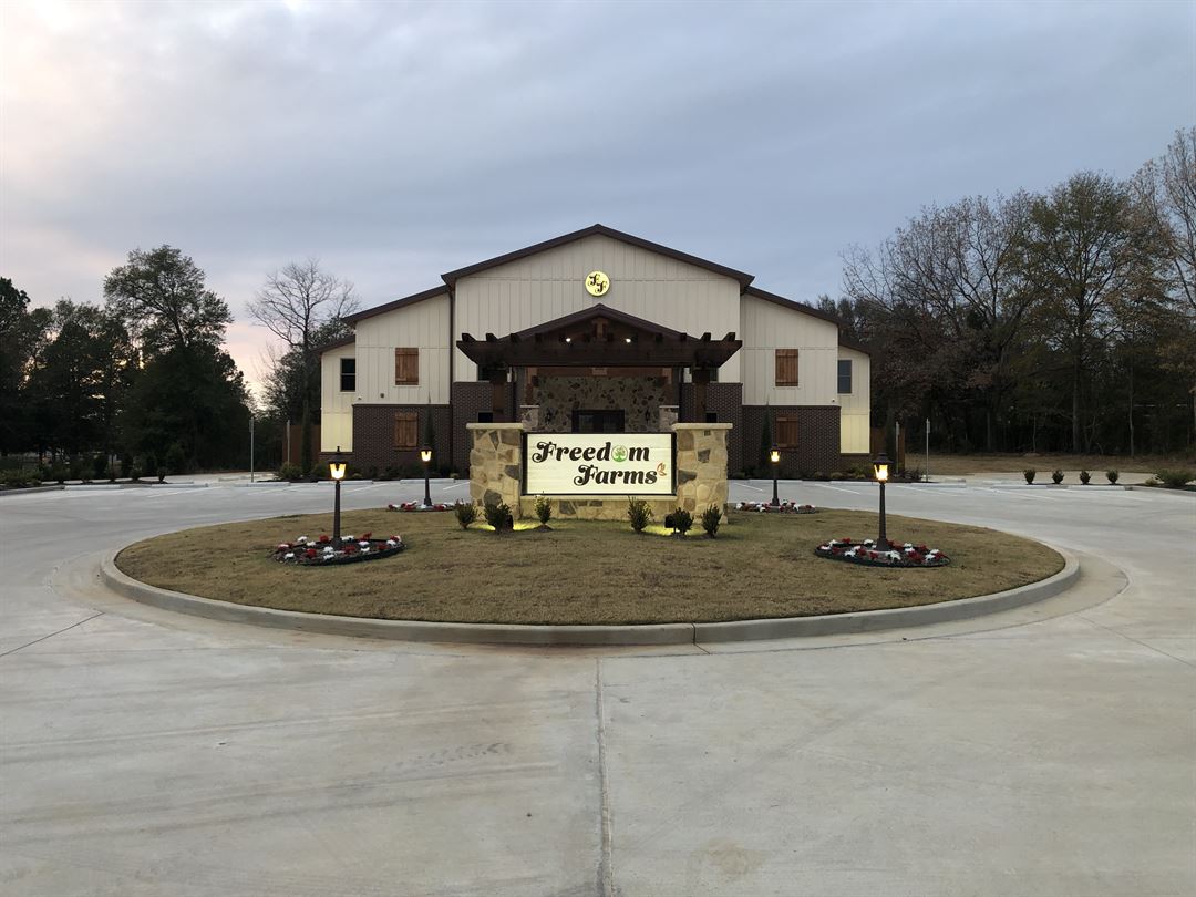 FREEDOM FARMS Barling, AR Wedding Venue