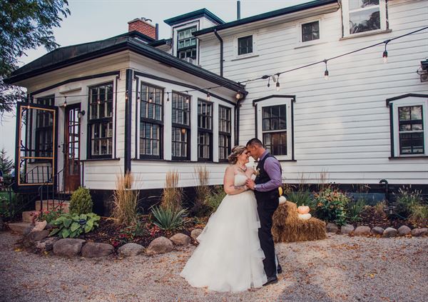 Stevenson Inn And Spa - Alliston, ON - Wedding Venue