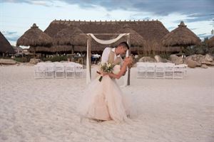 Sunset Weddings by Gulf Drive Cafe