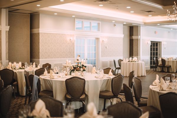 The Woodlands Club - Falmouth, ME - Wedding Venue