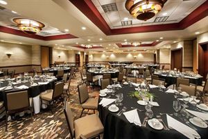 Embassy Suites Huntsville - Hotel & Spa