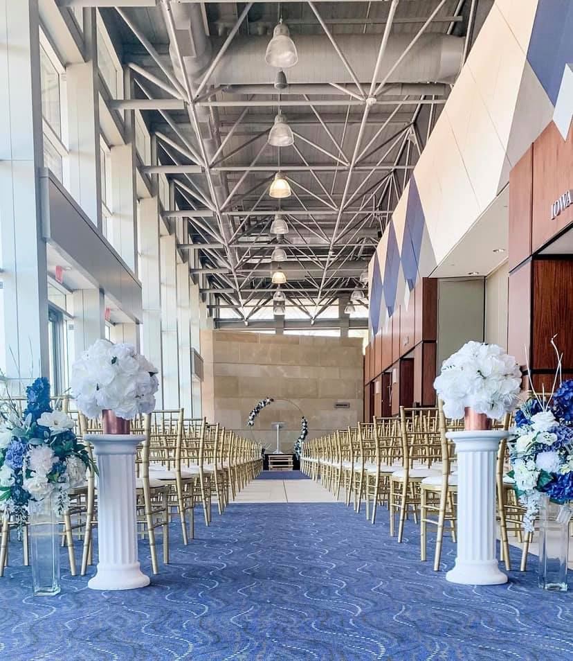 QuadCities Waterfront Convention Center Bettendorf, IA Wedding Venue