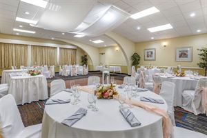 Quality Inn & Suites Vestal Binghamton