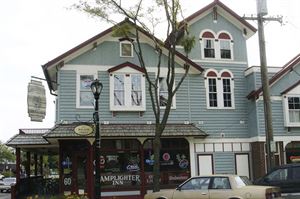 Lamplighter Inn Tavern and Grille