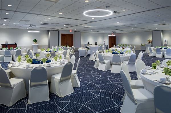 Holiday Inn & Suites Charleston West - Charleston, WV - Wedding Venue